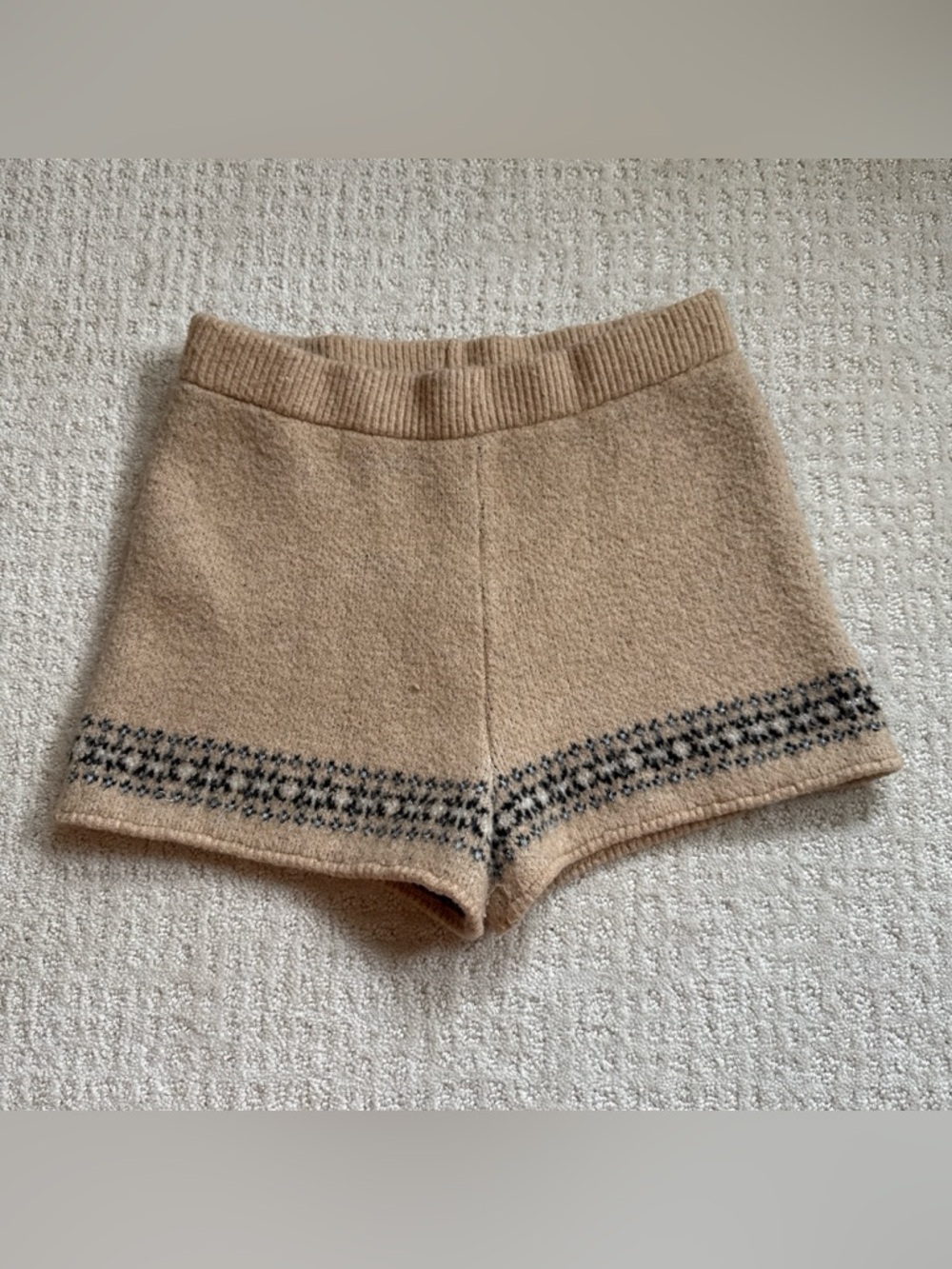 wild fable Beige High-Waist Knit Shorts with Patterned Hem